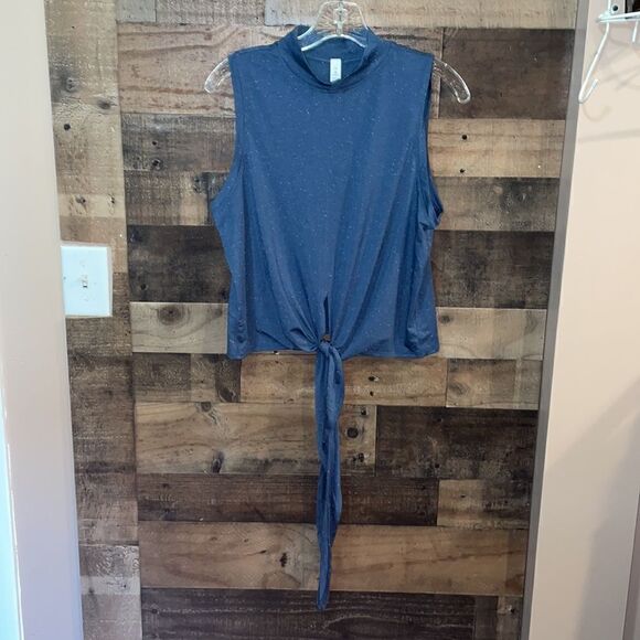 Lululemon Time to Restore Mock Neck Tank Iron Blue / White - Picture 1 of 7